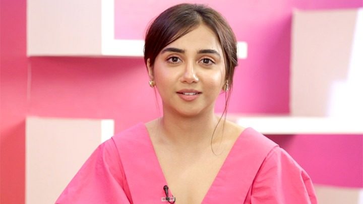 Prajakta Koli: “Hrithik Roshan will be my Bollywood crush forever & ever” | Rapid Fire Prajakta Koli: “Hrithik Roshan will be my Bollywood crush forever & ever” | Rapid Fire