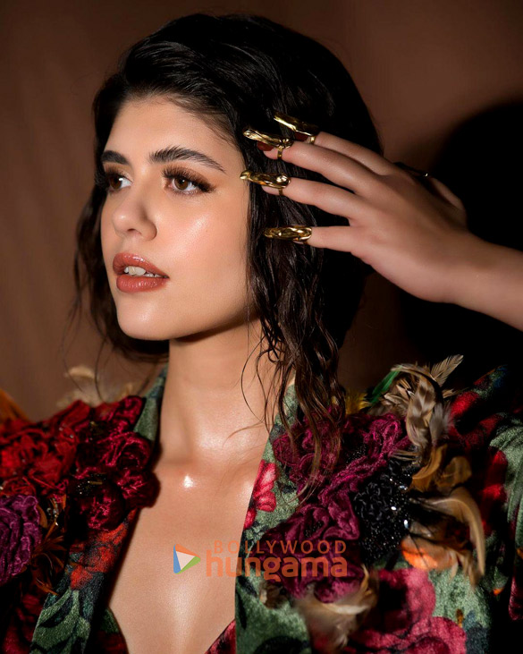 sanjana sanghi 1 128