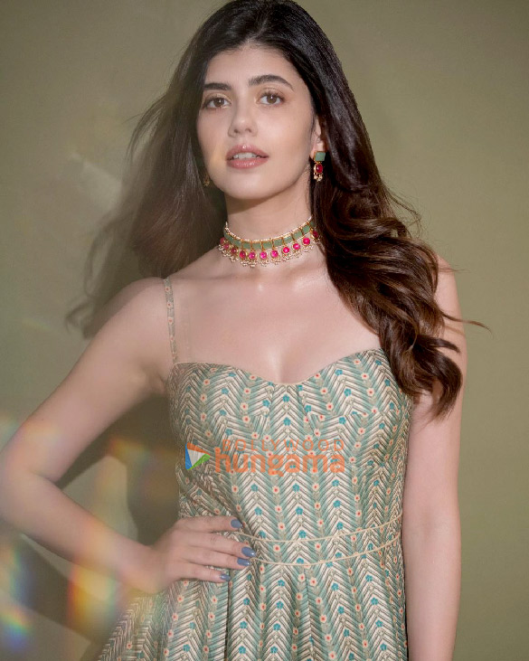 sanjana sanghi 7 9