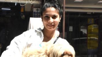 Tanisha Mukerji poses with her adorable dog