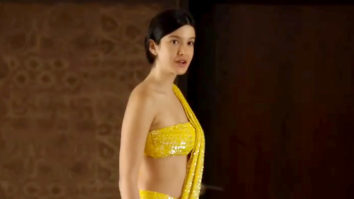 Woah! Shanaya Kapoor flaunts her perfect curves in bright yellow saree