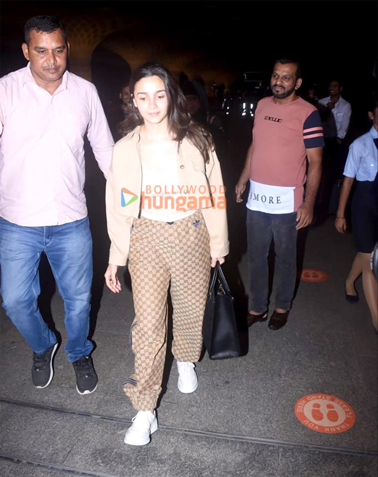 Alia Bhatt is all smiles at the airport as she heads to the US for MET Gala 2023 debut, see pics