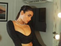 Beauty in black, Shalini Pandey