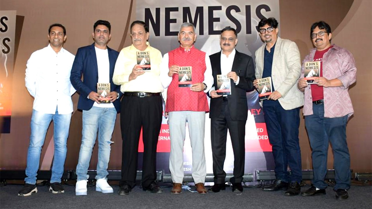 OMG! Oh My God director Umesh Shukla announces film on Dr. Amar Kumar Pandey’s book ‘A Don’s Nemesis’ : Bollywood News