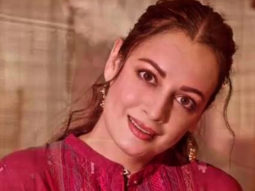 Dia Mirza just being effortlessly beautiful!