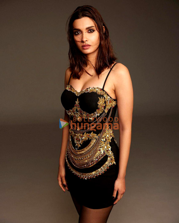 diana penty 4 15