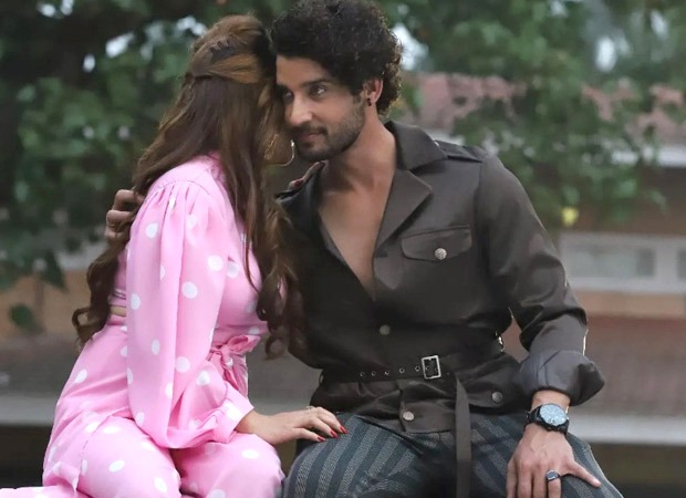 Gautam Vig reveals identity of his Mystery Girl, confirms Saba Khan to be his co-star in music video 'Dooriyan'