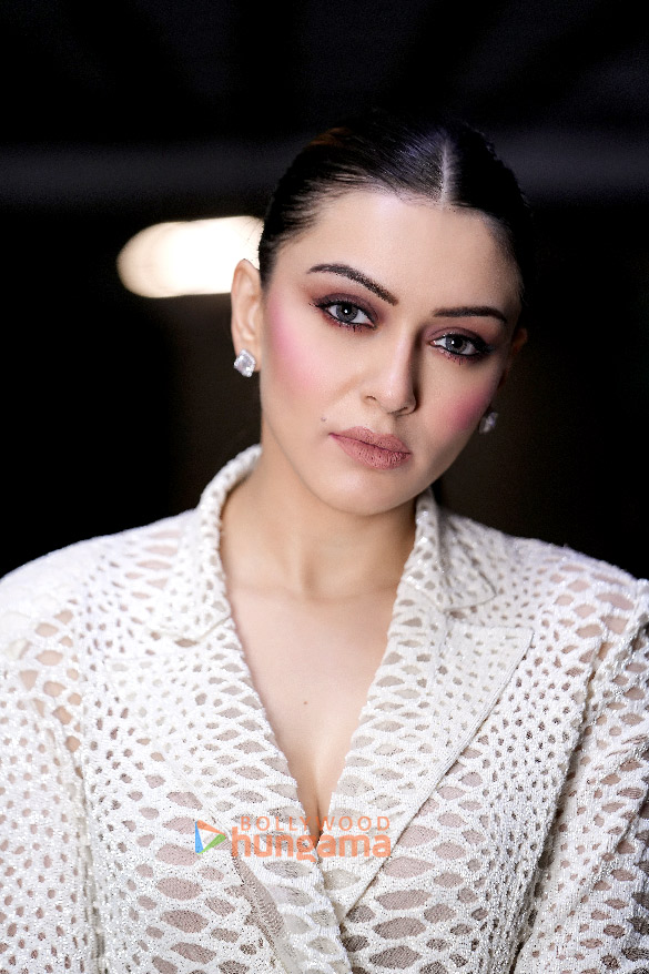 hansika motwani 5 12
