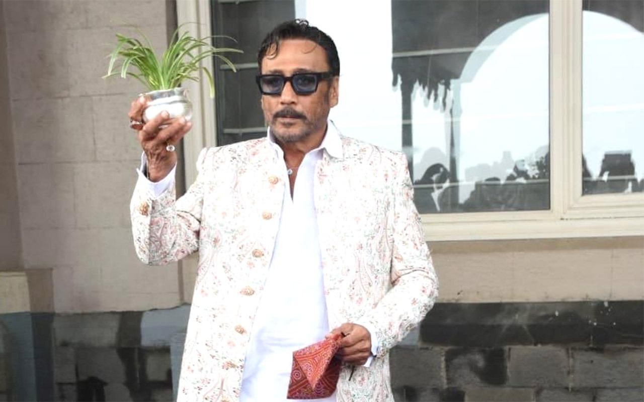 On Earth Day, Jackie Shroff reminds us to show compassion for "all living souls"