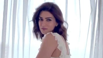 Just Kriti Sanon being effortlessly elegant in this white outfit