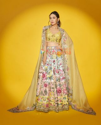 Celeb Photos Of Karisma Kapoor