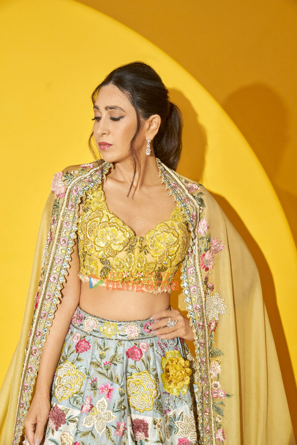 karisma kapoor 4 7