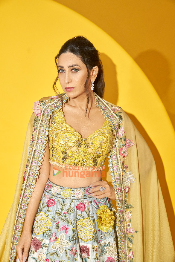 karisma kapoor 5 6