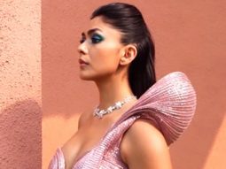 Mrunal Thakur stuns in this minimalist look