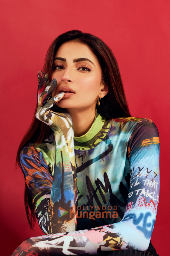 palak tiwari 9 6