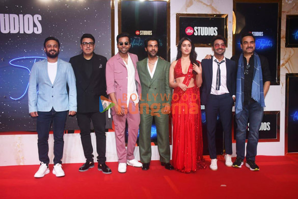 photos aamir khan anil kapoor shahid kapoor and others snapped at the jio studios infinite together event 220 16