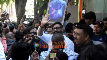 Photos: Ajay Devgn snapped on his birthday interacting with the media