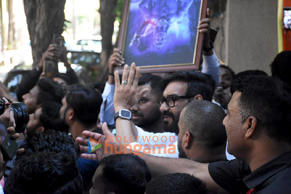 photos ajay devgn snapped on his birthday interacting with the media 3