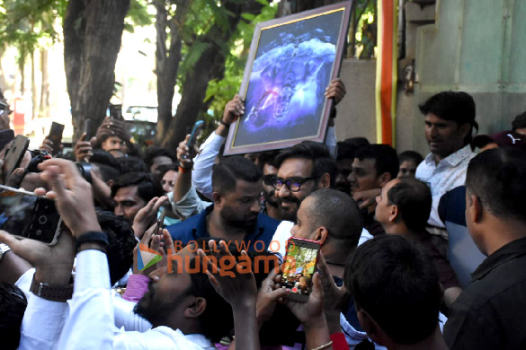 photos ajay devgn snapped on his birthday interacting with the media 4