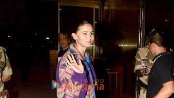 Photos: Alia Bhatt, Tamannaah Bhatia and Siddharth Nigam snapped at the airport