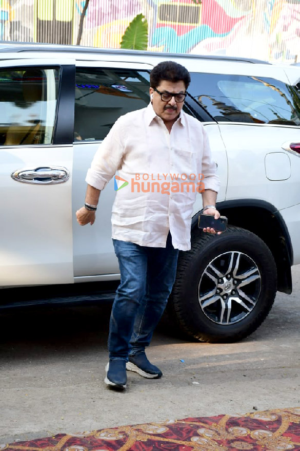 photos celebs attend mukesh chhabras mother kamala chhabras prayer meet2 2 2