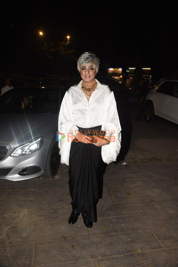 photos celebs attend rupali gangulys birthday party 7
