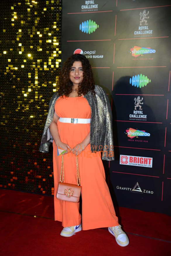 photos celebs grace the premiere of disco dancer the musical 21