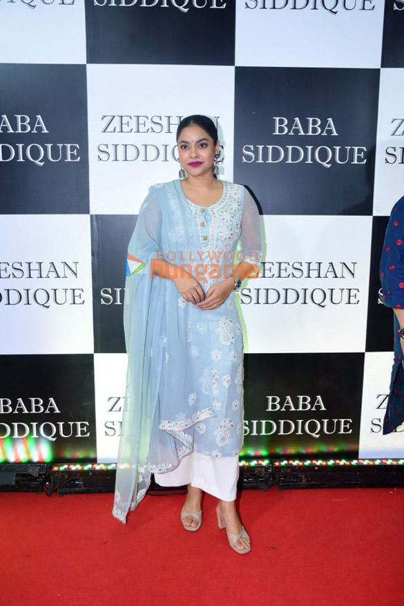 photos celebs snapped at baba siddiques iftaar party6 35