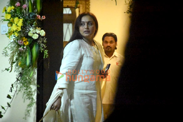 photos celebs snapped at pamela chopras prayer meet 1 4