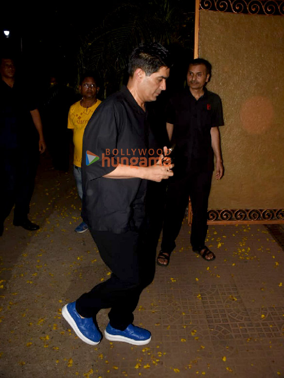 photos celebs spotted at pamela chopra prayer meet 5