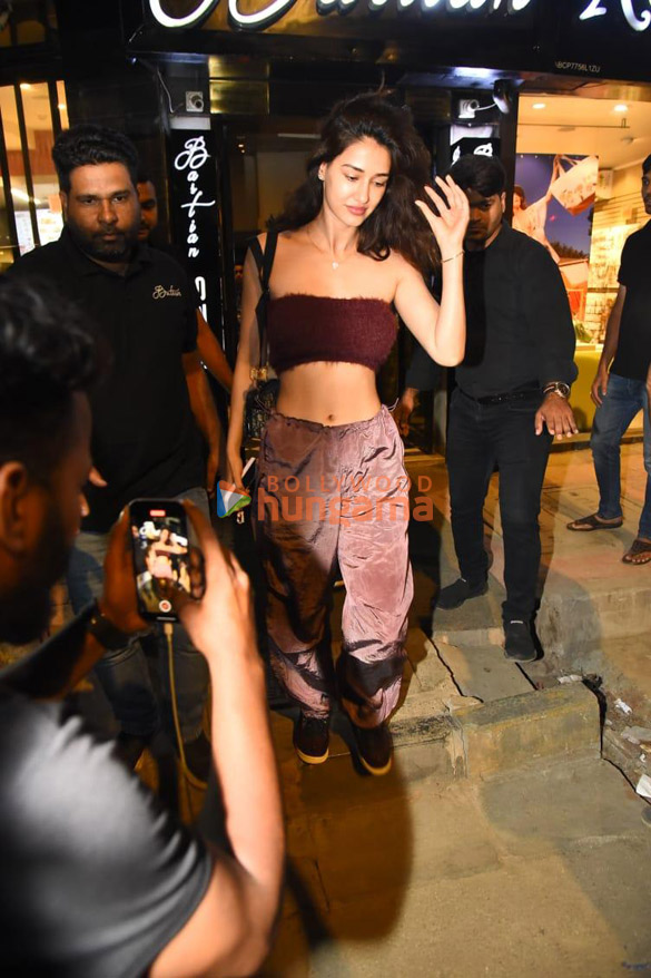 photos disha patani snapped at bastian in worli 3 2