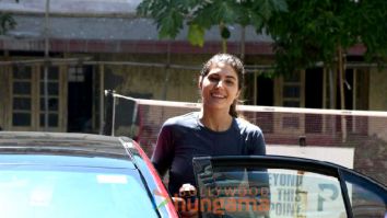 Photos: Elnaaz Norouzi snapped outside the gym in Bandra