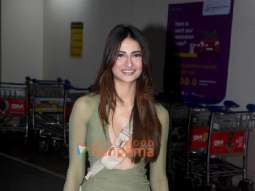 Photos: Kiara Advani and Palak Tiwari snapped at the airport