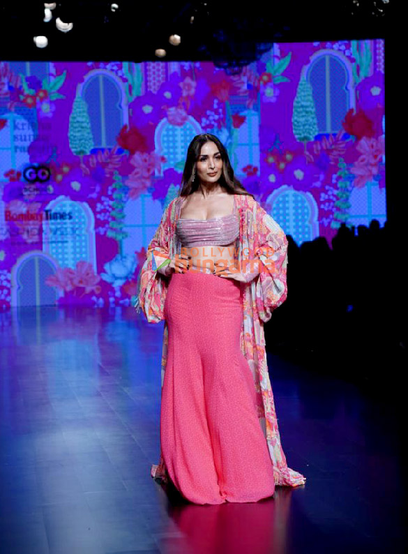 photos malaika arora amrin qureshi and namashi chakraborty turn showstoppers at bombay times fashion week 2023 3