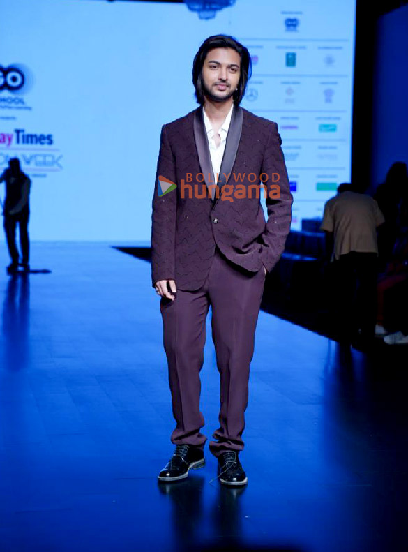 photos malaika arora amrin qureshi and namashi chakraborty turn showstoppers at bombay times fashion week 2023 9