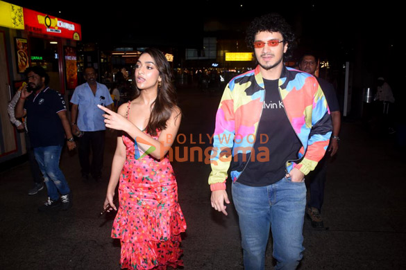 Photos: Namashi Chakraborty and Amrin Qureshi snapped at the airport