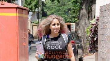 Photos: Neha Bhasin snapped in Bandra
