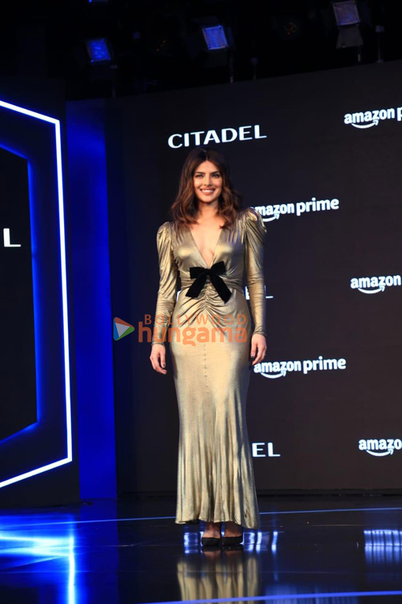 photos priyanka chopra jonas makes a grand entry at the citadel press conference in india 090 1