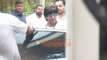 Photos: Shah Rukh Khan, Aryan Khan, Karan Johar & others snapped at Aditya Chopra’s house to pay last respects to Pamela Chopra