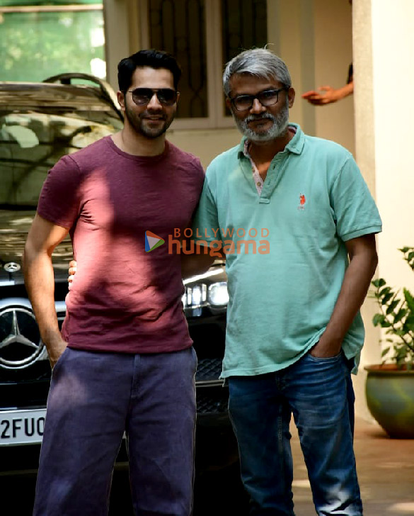 photos varun dhawan and nitesh tiwari snapped post dubbing in juhu 2 2