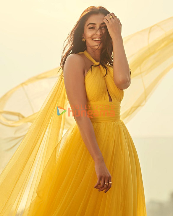 pooja hegde 3 94