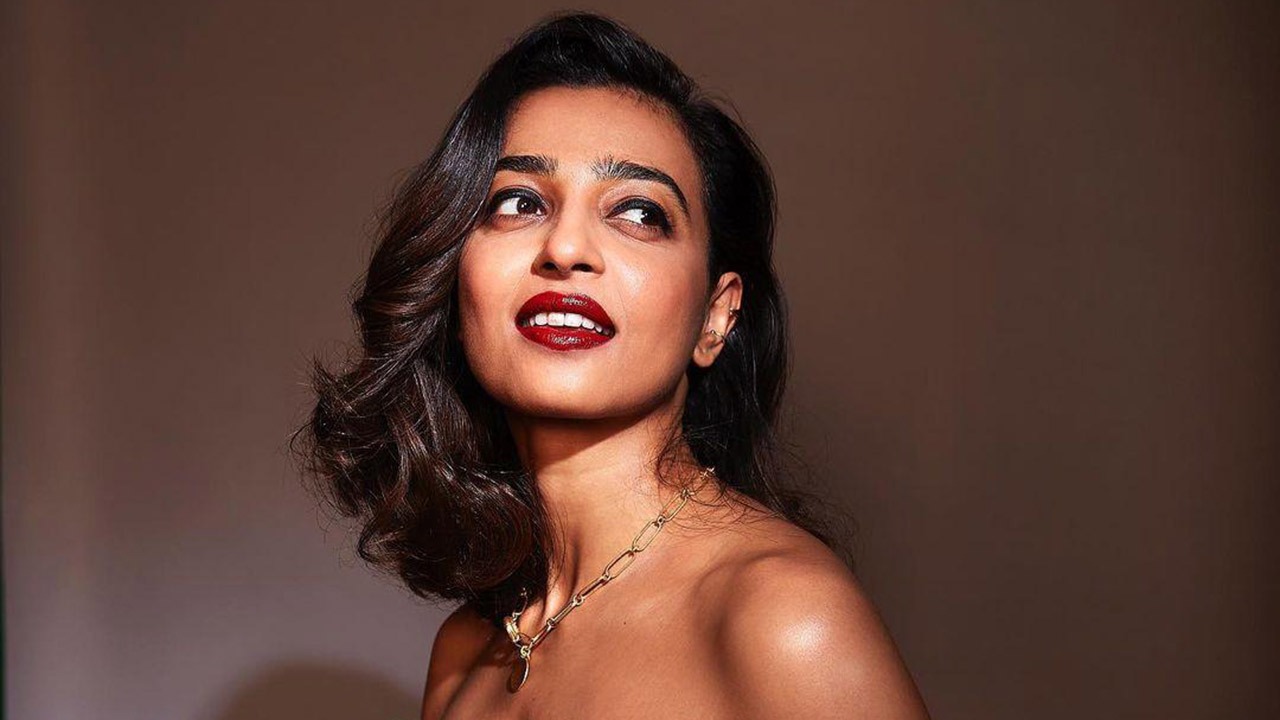 Radhika Apte shares her views on plastic surgery; says, “Everybody looks the same literally” : Bollywood News