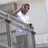 Shah Rukh Khan greets massive crowd outside Mannat on Eid: "Let’s spread the love"