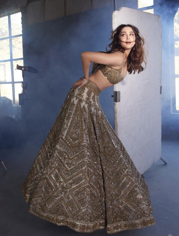 Sharvari Wagh plays the ultimate glam muse for Shantanu & Nikhil in scintillating ivory & gold lehenga