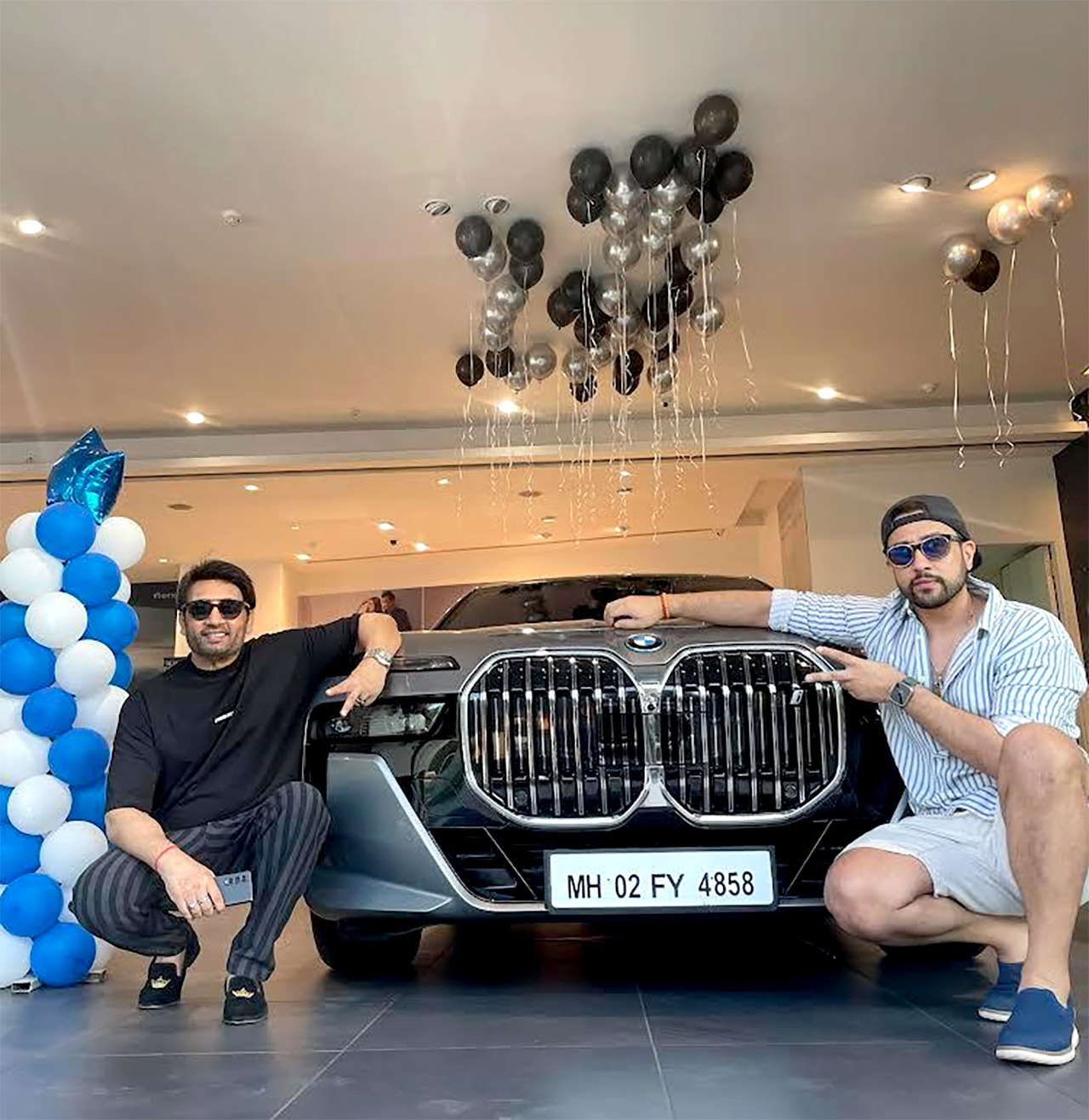 Shekhar Suman gifts wife a swanky BMWi7 worth Rs. 2.4 cr on their wedding anniversary; says, “My family should always have the best”