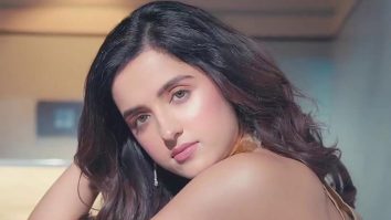 Shirley Setia dazzles in this golden dress