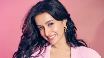 Shraddha Kapoor gives the best reaction to paparazzi telling her that her presence makes films cross Rs. 100 crores