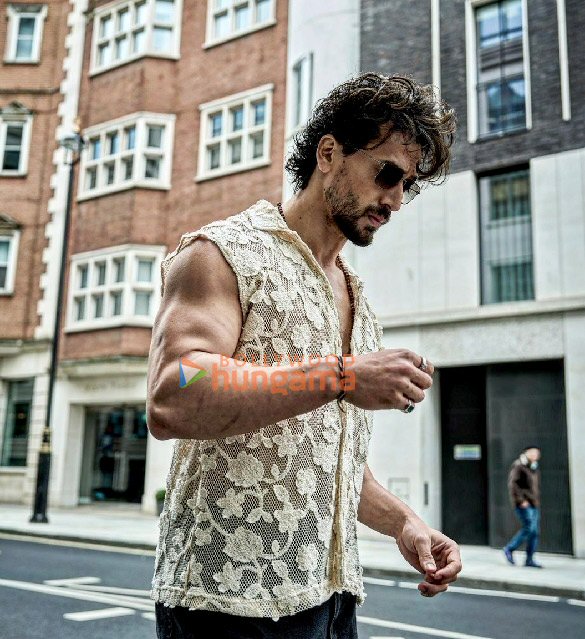 tiger shroff 4 11