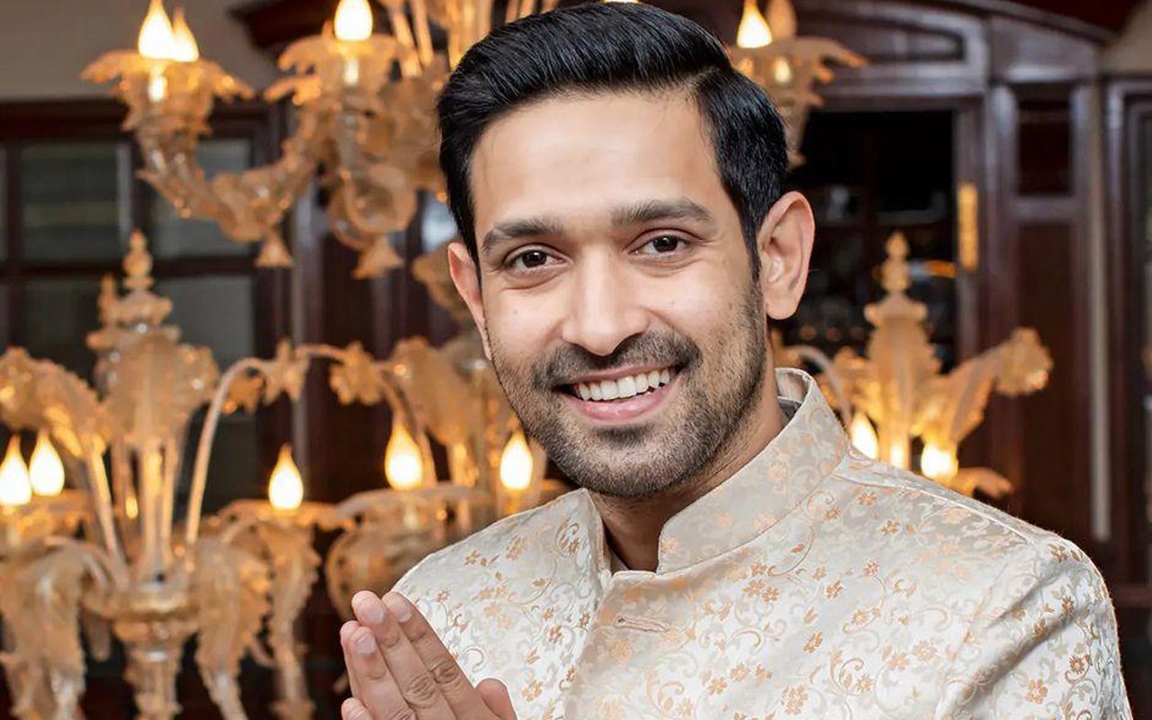 Vikrant Massey admits to being paid lesser than female co-stars; says, “I have never made a fuss” : Bollywood News