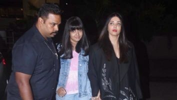 Aishwarya Rai poses with fans as she gets clicked at the airport with Aaradhya